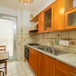 Zona Burlo - Con Terrazzo, Wi-fi Gratuito, Primo Piano Con Ascensore 公寓 *