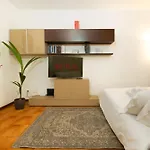 Zona Burlo - Con Terrazzo, Wi-fi Gratuito, Primo Piano Con Ascensore 的里雅斯特