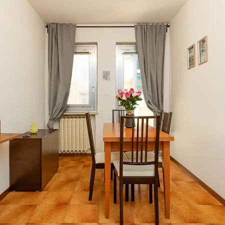 Zona Burlo - Con Terrazzo, Wi-fi Gratuito, Primo Piano Con Ascensore Appartement Triëst