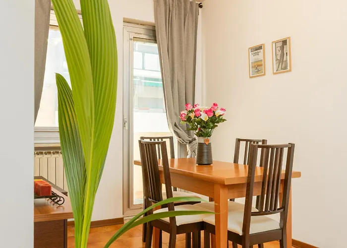 Appartement Zona Burlo - Con Terrazzo, Wi-fi Gratuito, Primo Piano Con Ascensore *