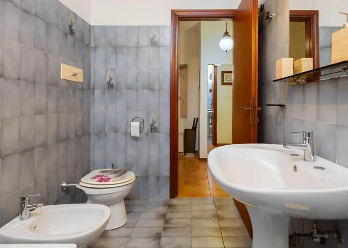 Zona Burlo - Con Terrazzo, Wi-fi Gratuito, Primo Piano Con Ascensore Appartement